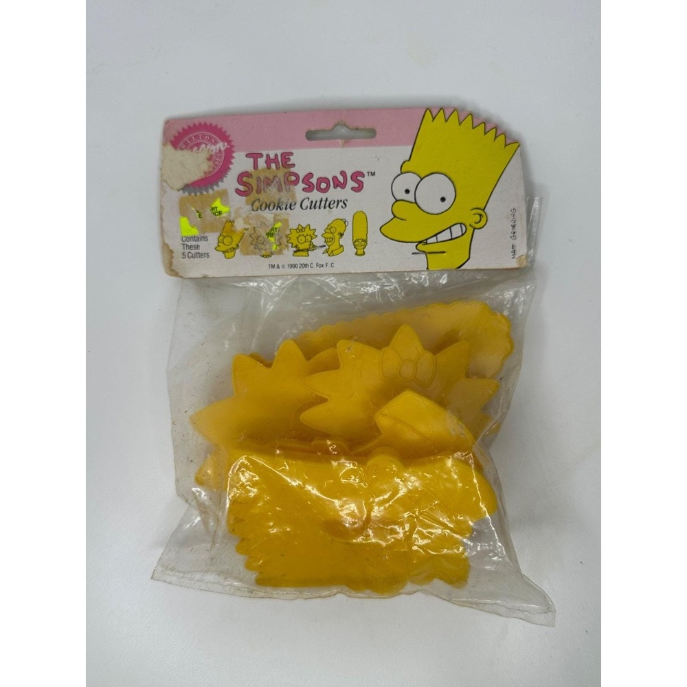The Simpsons Cookie cutters Wilton Plastic Bart Homer Marge Lisa Maggie 5 Pc Set